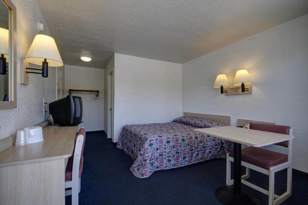 Park Inn By Radisson, Salt Lake City Airport Exterior photo
