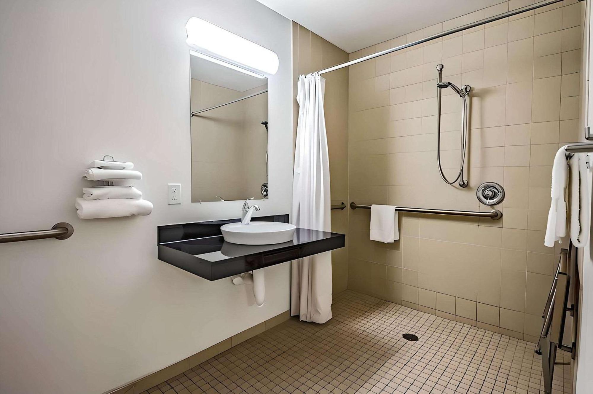 Park Inn By Radisson, Salt Lake City Airport Exterior photo